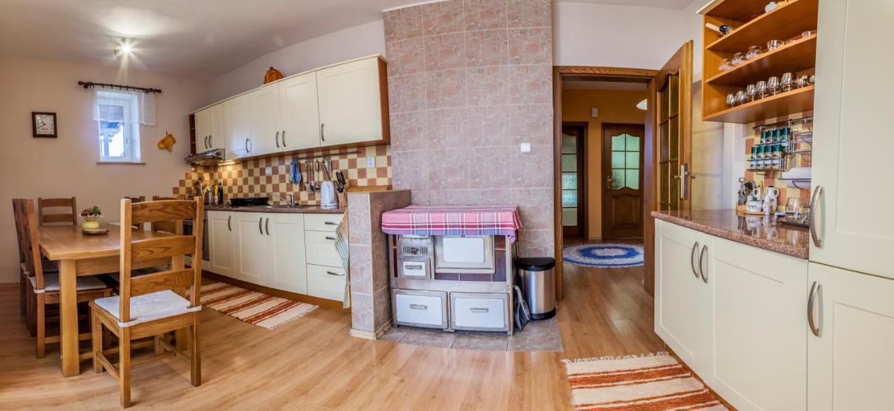 Rodinny Dom V Lucivnej Pod Vysokymi Tatrami Lučivná Exteriér fotografie